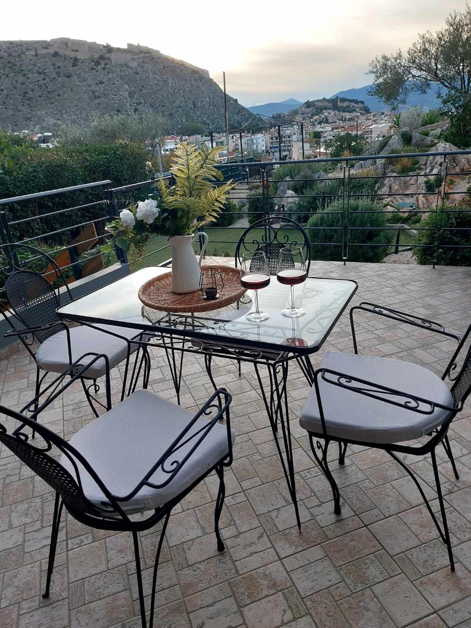 AdView Appartement Nauplion Buitenkant foto